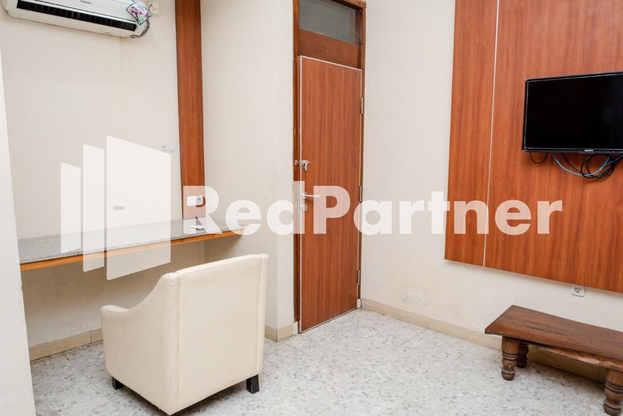Готель Mango House Semarang Redpartner Екстер'єр фото